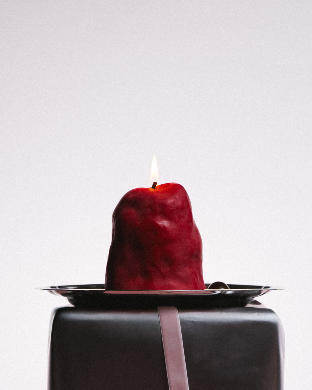 Ozdobna świeca “SOLO” zapachowa - Cashmere