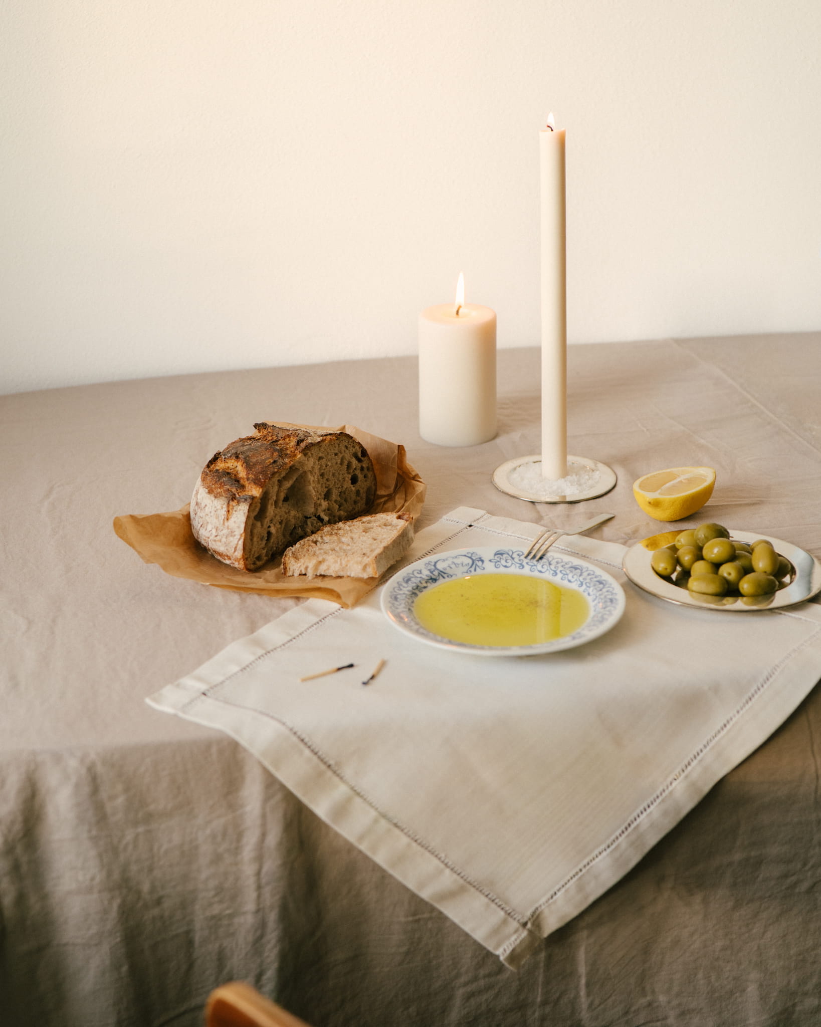 Smooth pillar candles - cream (2 pcs.)