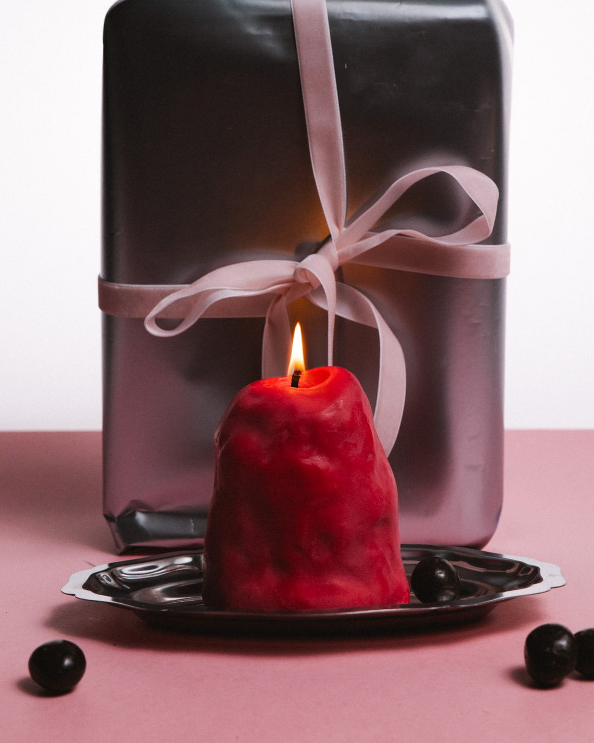 Ozdobna świeca “SOLO” zapachowa - Cashmere