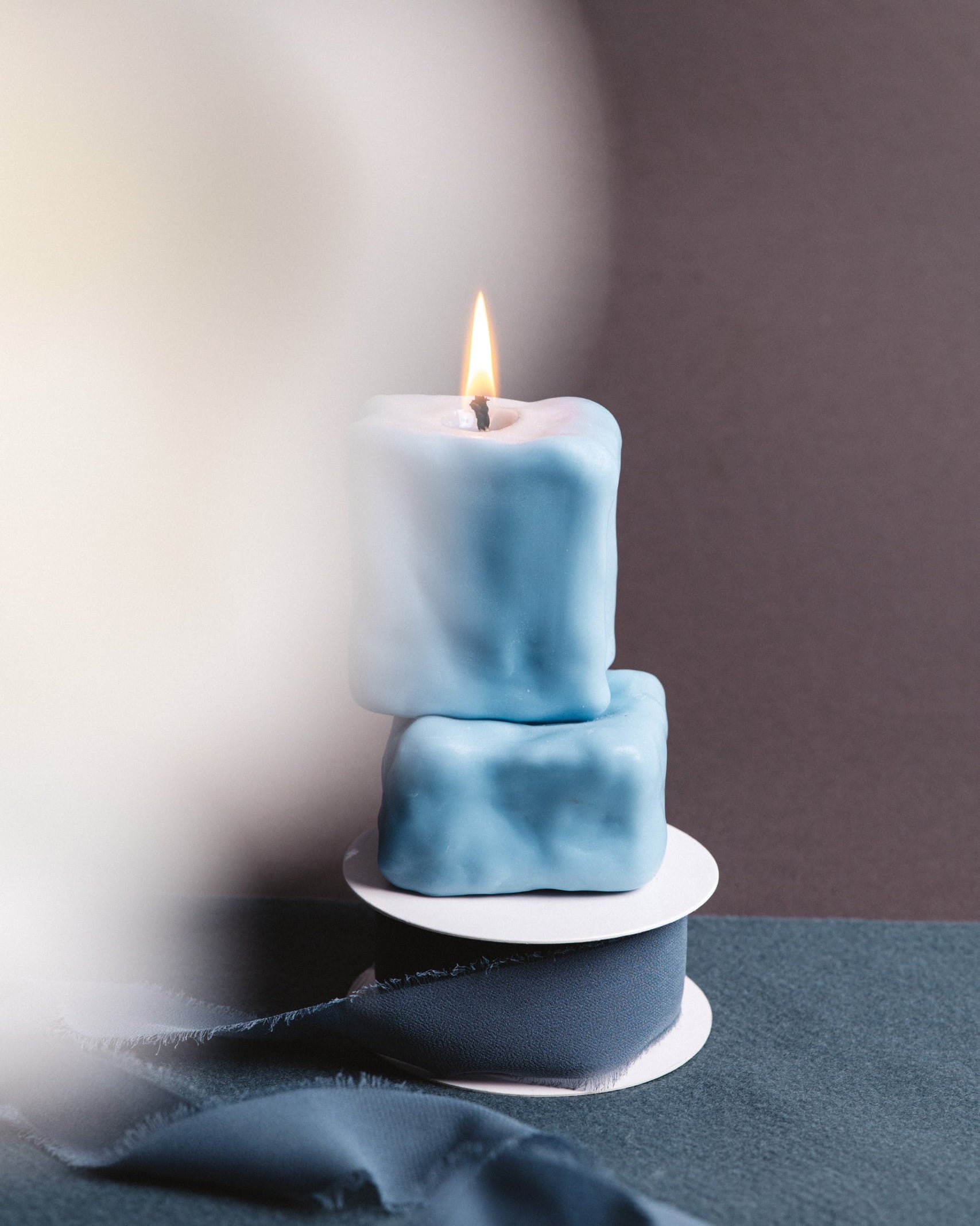 Ozdobna świeca "Balance" niebieska - Amberwood & Vanilla