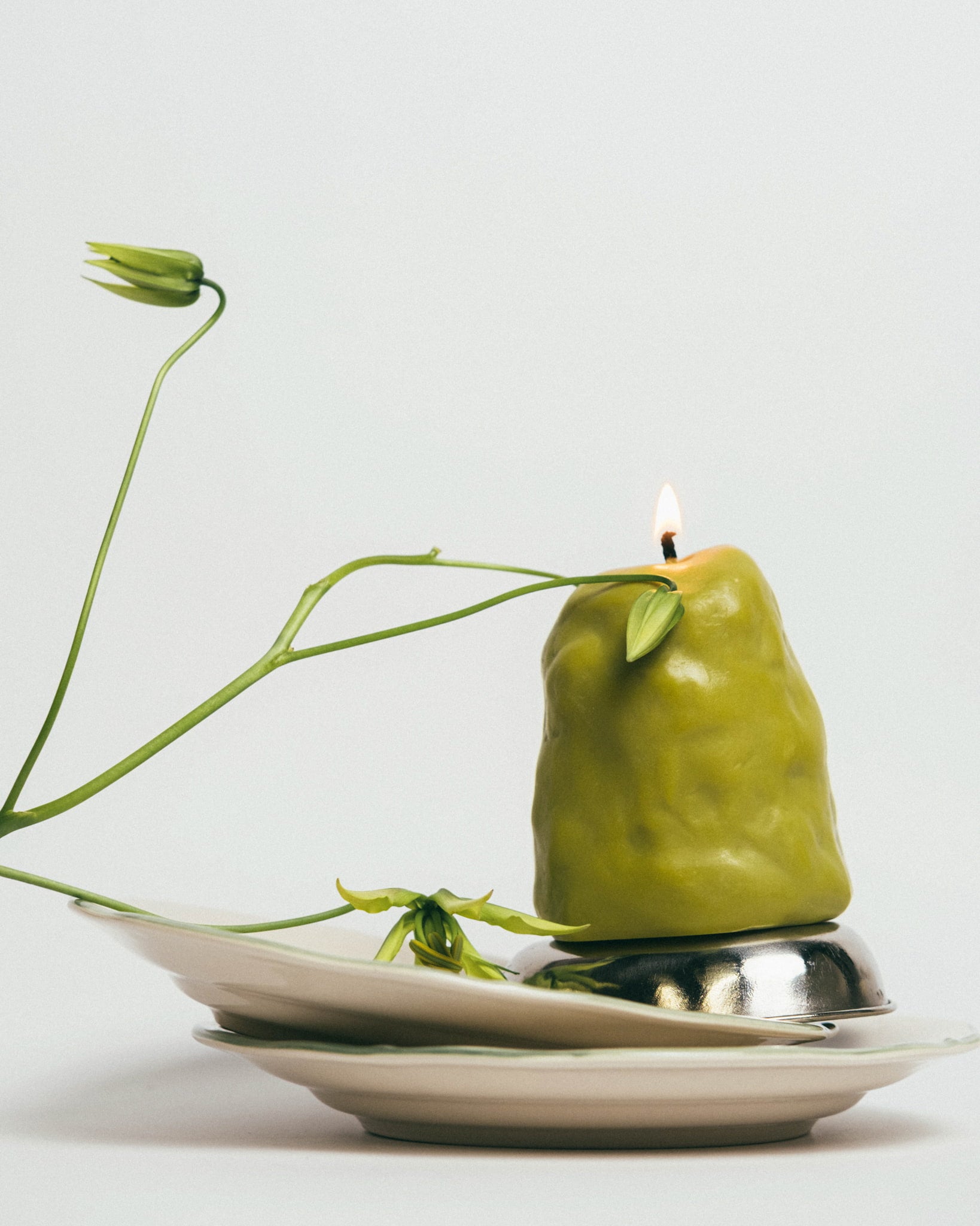 Decorative candle "SOLO" - olive green, unscented