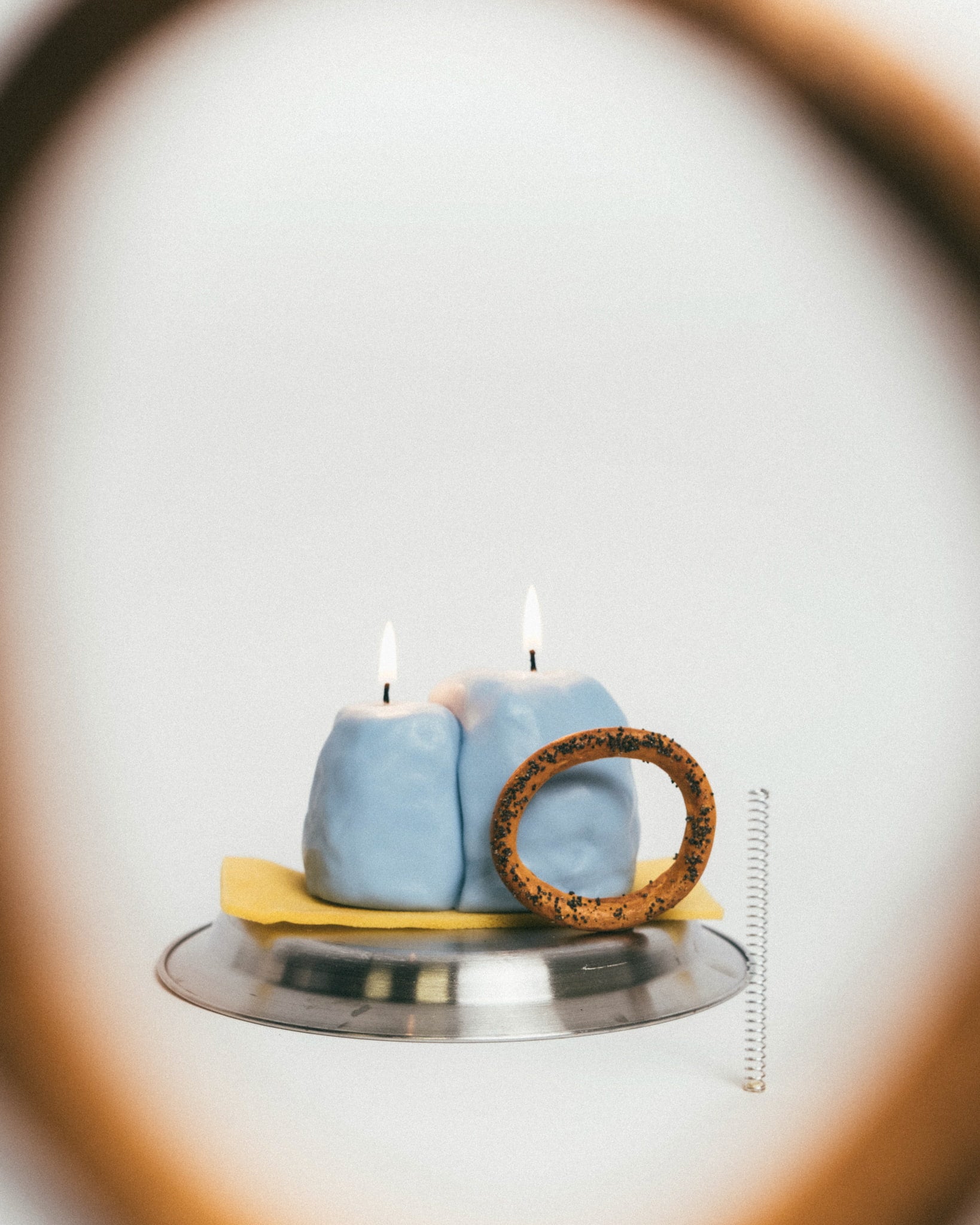 Decorative candle "DUO" - blue, unscented