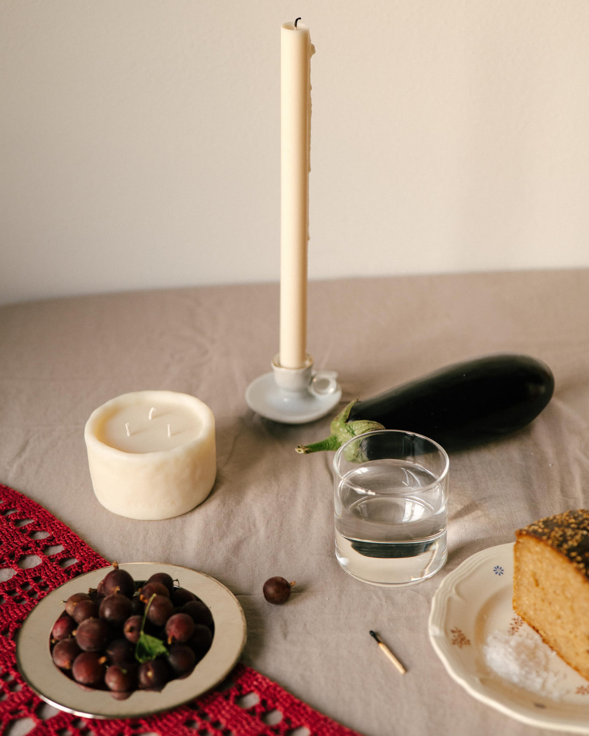 Decorative candle "Balance" - Amber & Tobacco